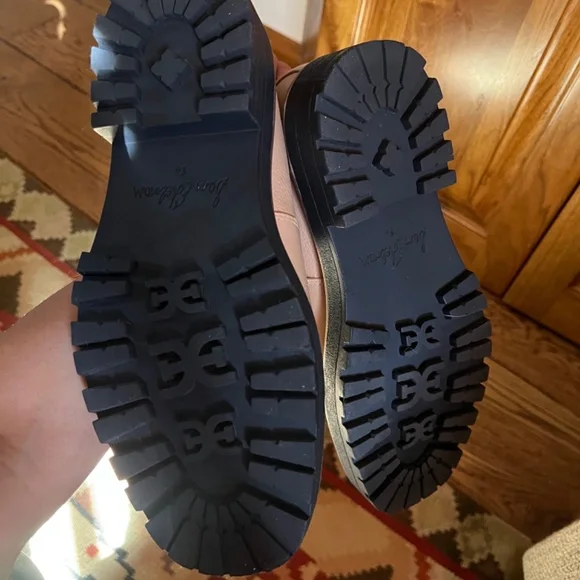 Sam Edelman Laguna Lug Sole Chelsea Boot - Picture 7 of 7